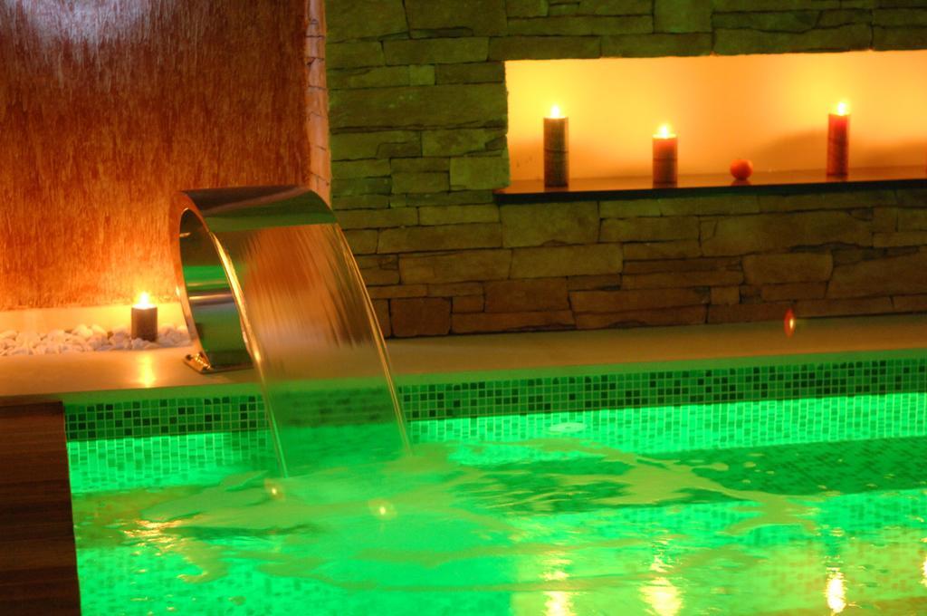 Nymfes Hotel Káto Loutrákion المظهر الخارجي الصورة