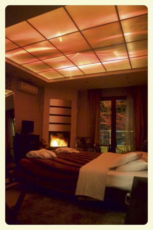 Nymfes Hotel Káto Loutrákion الغرفة الصورة