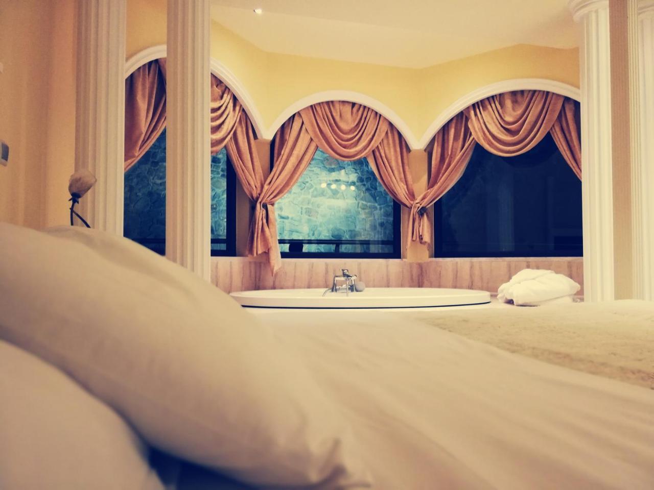 Nymfes Hotel Káto Loutrákion المظهر الخارجي الصورة