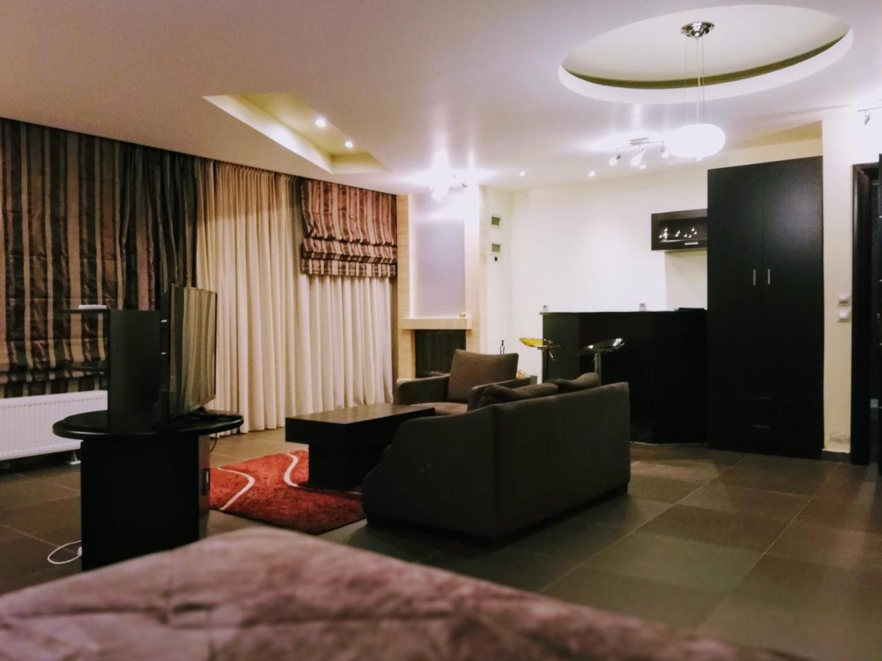 Nymfes Hotel Káto Loutrákion المظهر الخارجي الصورة